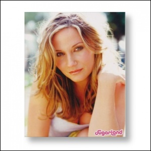 Jennifer Nettles Photo